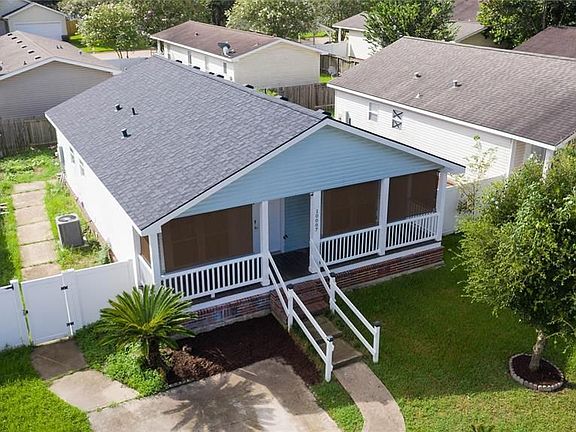 3rd image of 10007 Summerberry Ln