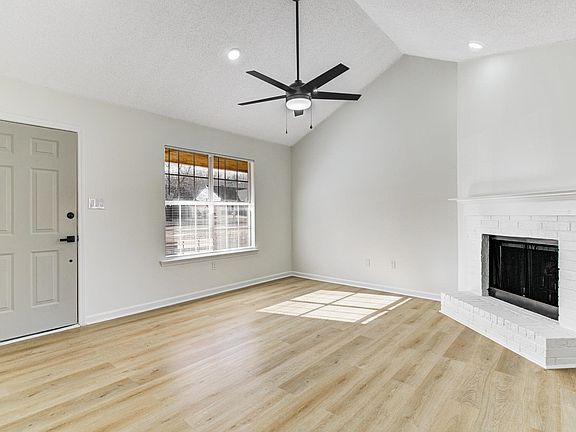 4th image of 4340 Elysian Dr