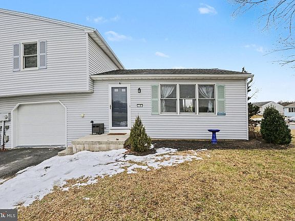 2nd image of 2 Furman Rd