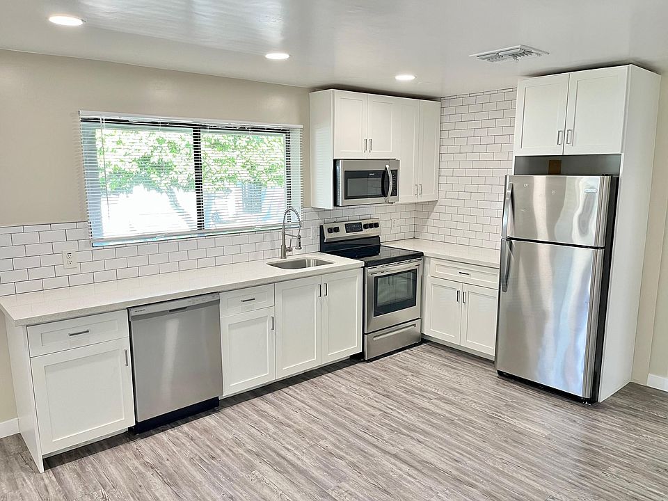 1st image of 2617 E Campbell Ave #5