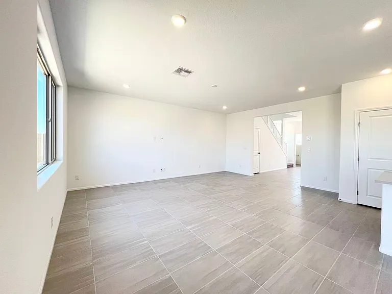 5892 Marigold Sunset Ct — Photo 13