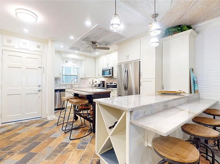 4950 Gulf Blvd #408 — Photo 9