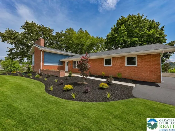 4830 Kernsville Rd, Orefield, PA 18069