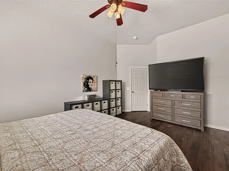 20822 Figurine Ct — Photo 16