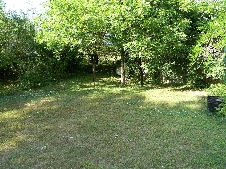 Very nice corner lot