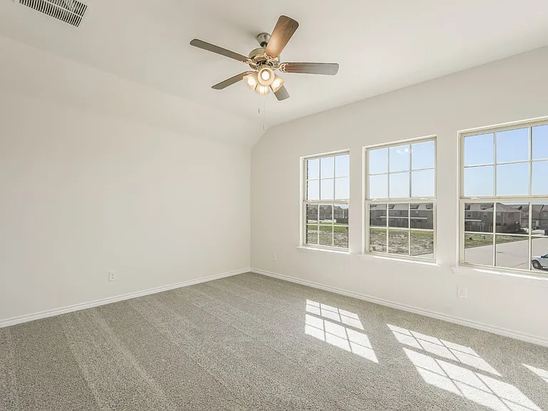 752 Thorn Creek Dr — Photo 12