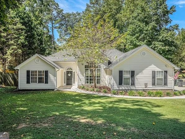 39 White Birch Ln, Carrollton, GA 30116