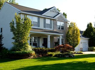 15359 Bayou Meadows St, Spring Lake, MI 49456