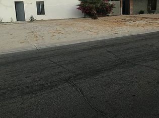 2195 N Viminal Rd, Palm Springs, CA 92262