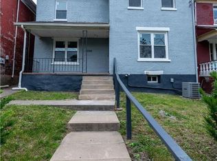 1056 W Nesquehoning St, Easton, PA 18042