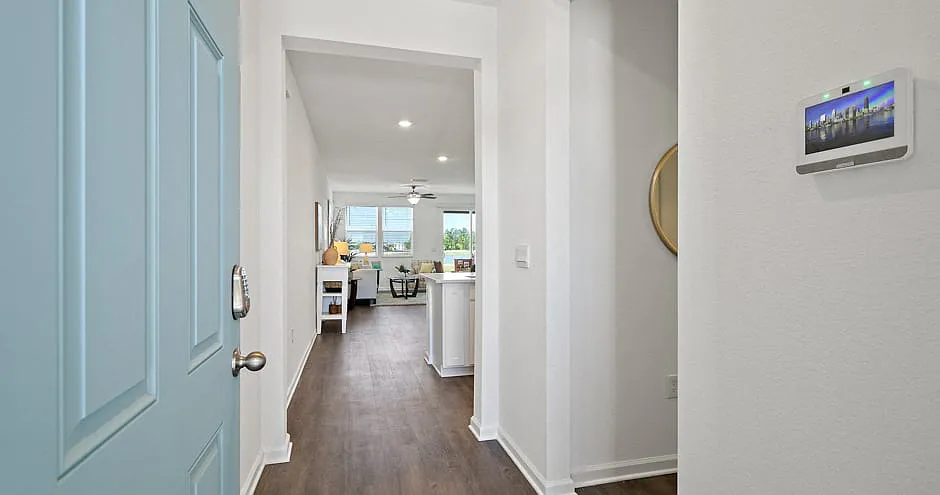 Discovery Trails Townhomes — Photo 2