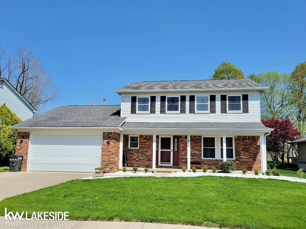 52468 Laurel Oak Ln photo 1