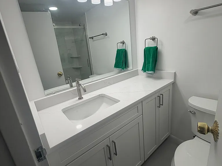 2501 Calvert St NW #604 — Photo 15