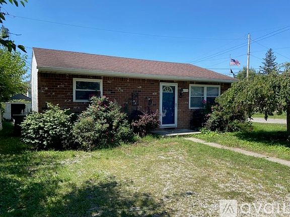 2nd image of 3197 E Ave