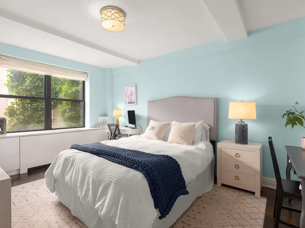 235 East 73rd Street 3E image 5 of 6