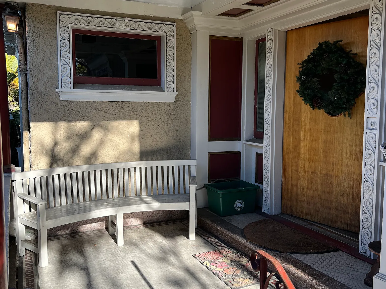 142 Moss Ave — Photo 2