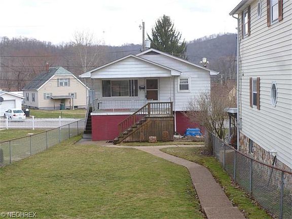 3rd image of 68263 Orchard Ave