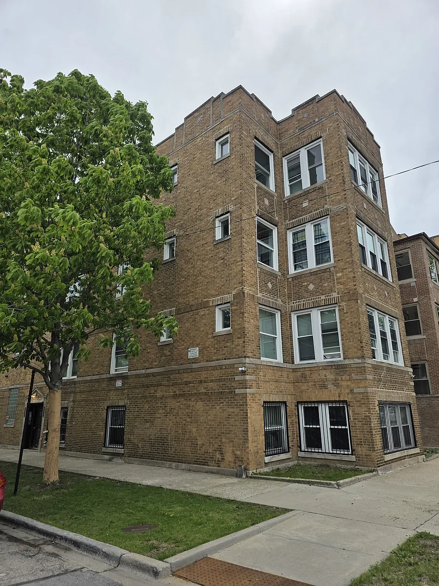 Building Photo - 4325 W 15th St #3