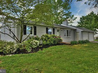 850 Sunset Ln, Telford, PA 18969
