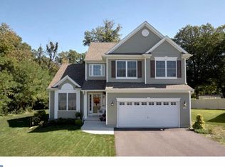 223 S Clinton Ave, Maple Shade, NJ 08052