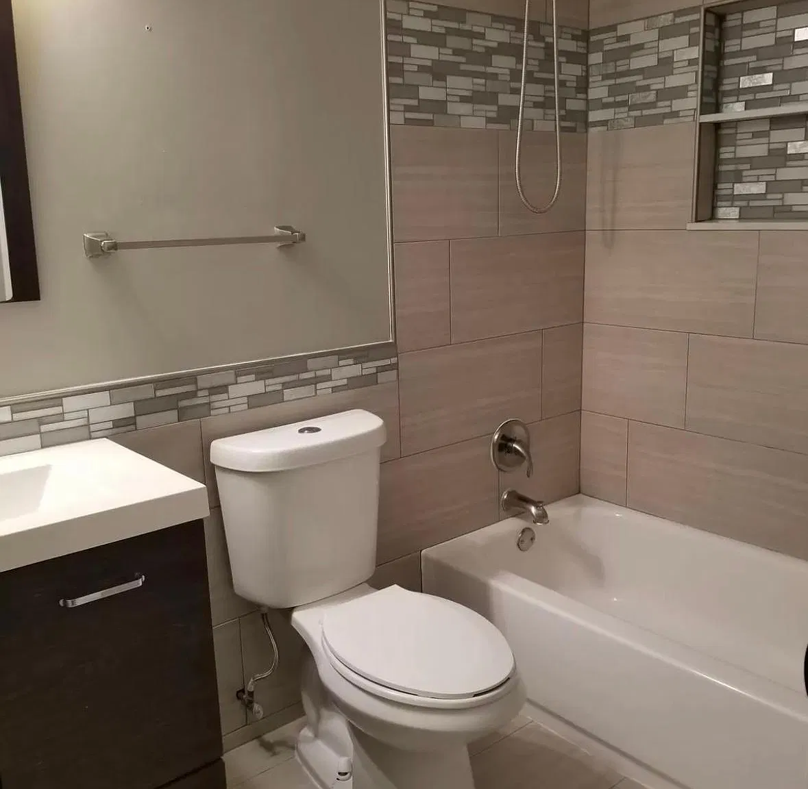 223 Villa Knoll Ct — Photo 4