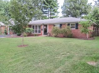 48 Dale Allen Dr, Swansea, IL 62226