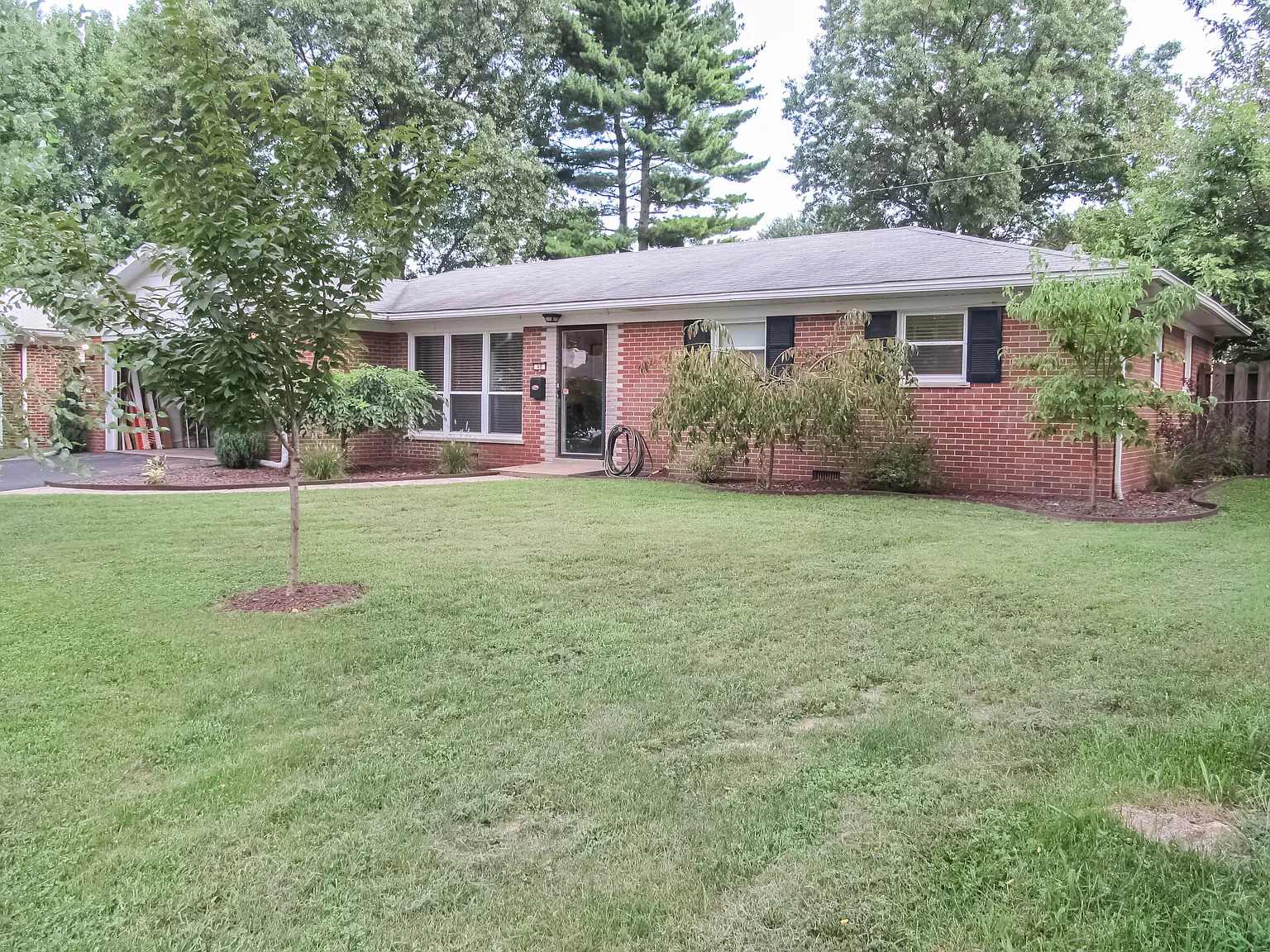 48 Dale Allen Dr photo 1