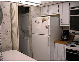 5th image of 5860 NW 44th St APT 805