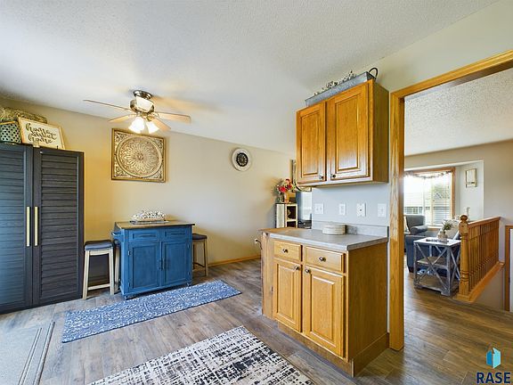 4th image of 506 Lois Ln