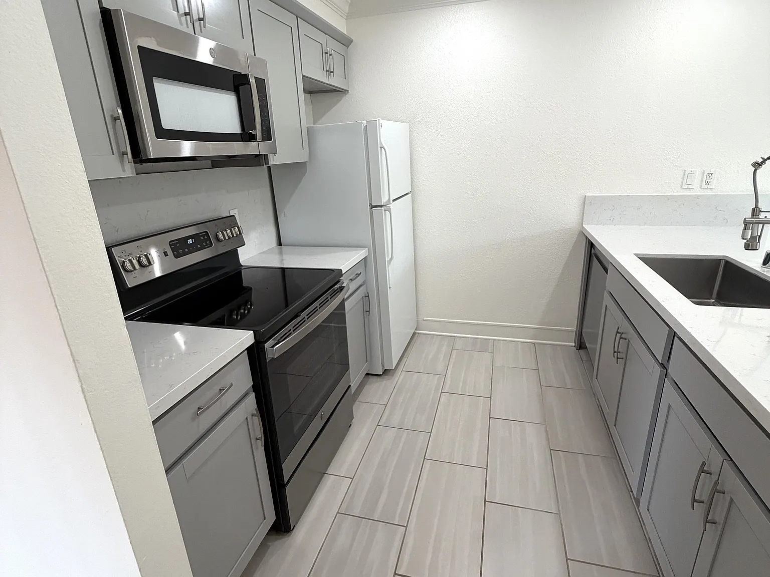 6638 Markley Way — Photo 1