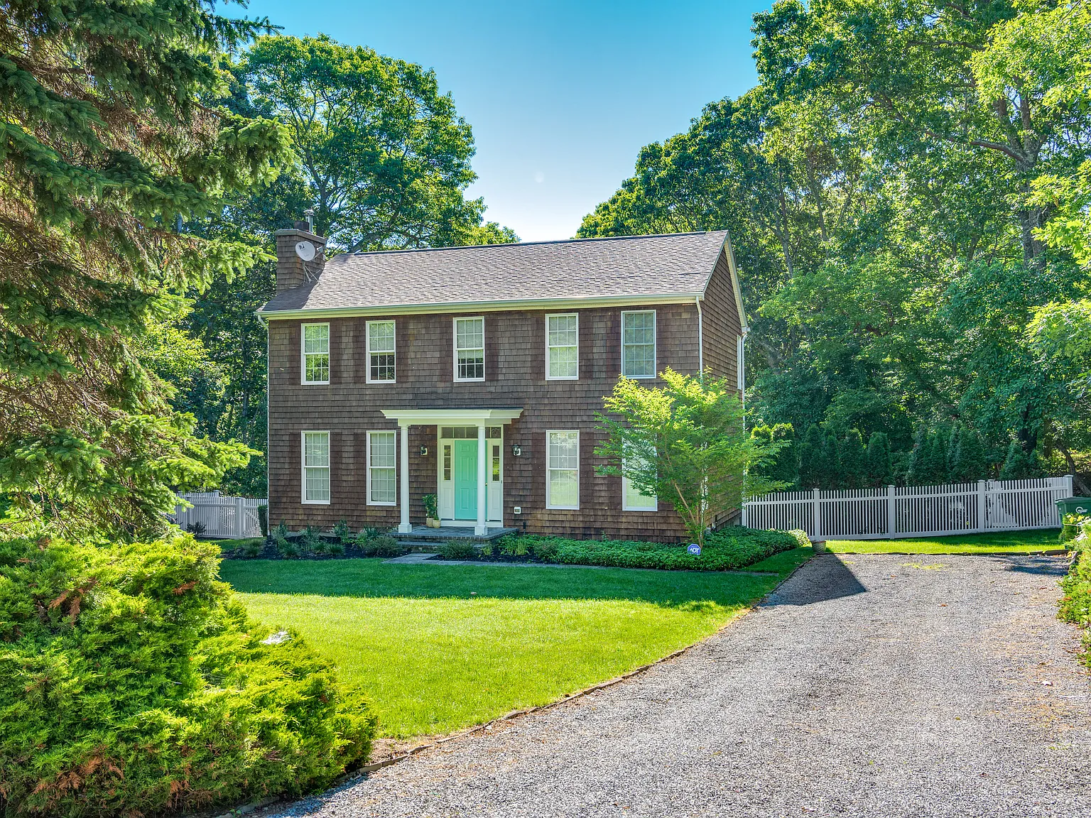 Chic Southampton Summer Rental — Photo 2