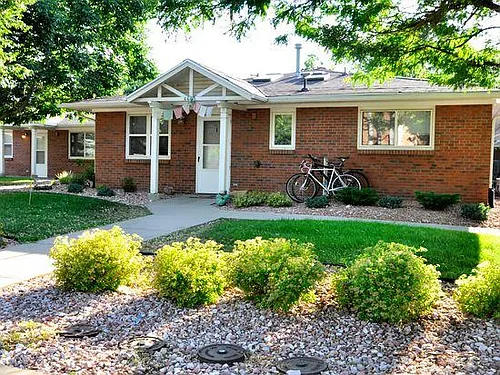 4410 Laguna Pl Photo 1