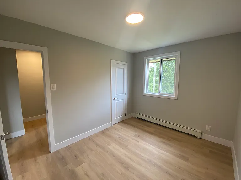 1 Court Ln — Photo 31