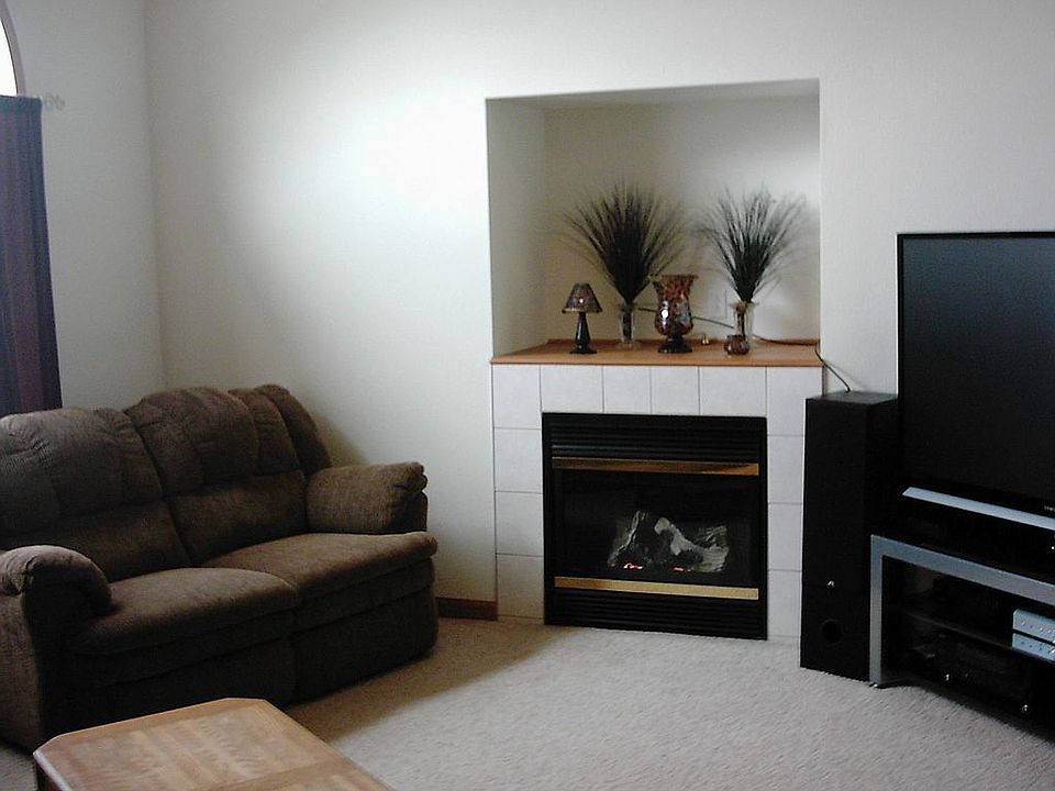 1st image of 29750 Brookview Ct