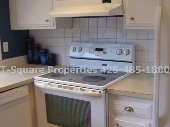 4th image of 10616 171st Ave NE