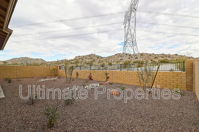 18526 W Desert Trumpet Rd — Photo 17