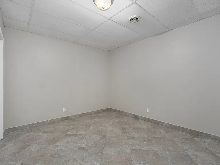 22140 Main St #1 — Photo 5