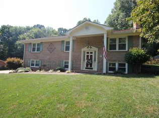 1072 Canyon Dr, Rural Hall, NC 27045