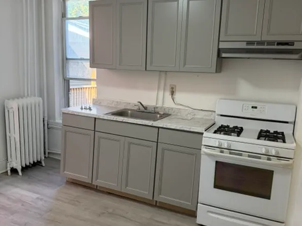 222 Hamilton Ave APT 1, Trenton, NJ 08609