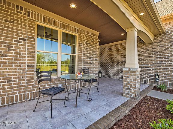4th image of 4995 Captiva Court SE