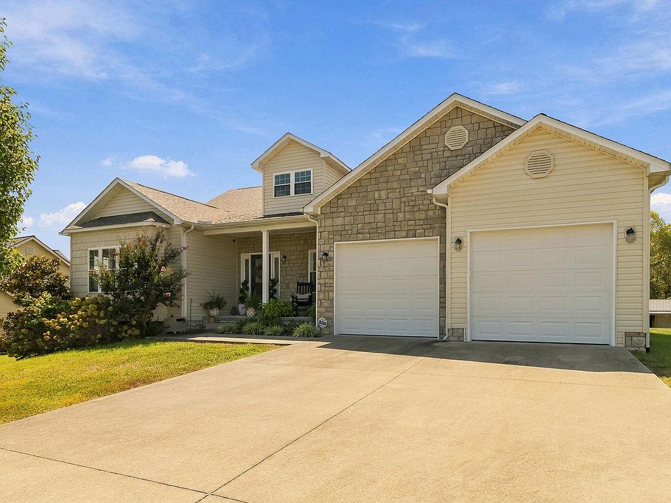 1st image of 159 Cloyd Dr