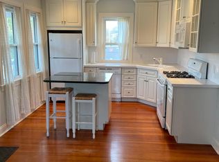 230 County Rd #2, Barrington, RI 02806