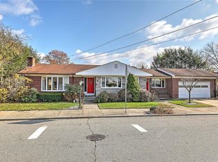 119 Hilary Dr, Providence, RI 02908