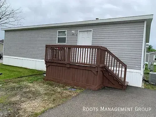 4 Ronald Dr #R4 Photo 1