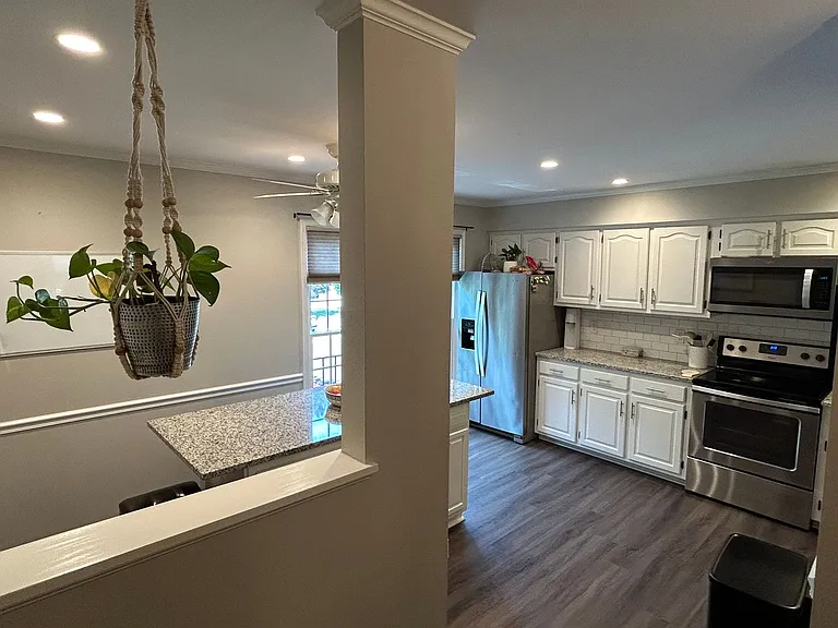 4876 Weatherhill Dr — Photo 13
