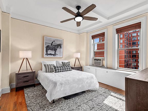 3rd image of 588 W End Ave #15C