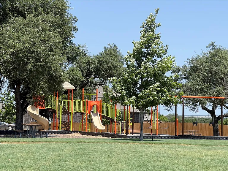 2016 Alexander Oaks Dr — Photo 20