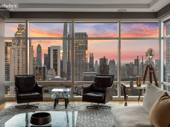 151 East 58th Street image 15 of 17