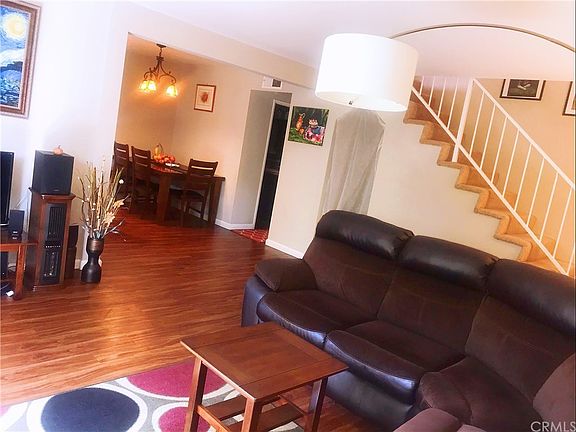 4th image of 1169 N Lyman Ave
