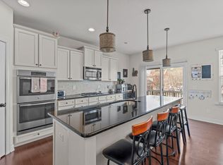 6031 Kentworth Dr, Holly Springs, NC 27540